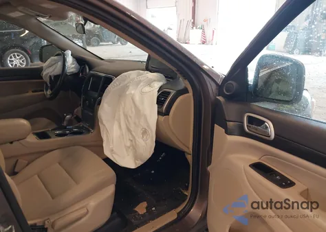 2020 Jeep Grand Cherokee Laredo E 4X4 from USA, damaged, VIN 1C4RJFAG3LC269986